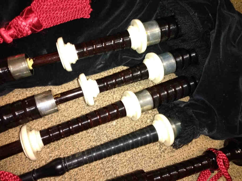 (image for) D. Booth Blackwood Bagpipes and Case - Click Image to Close