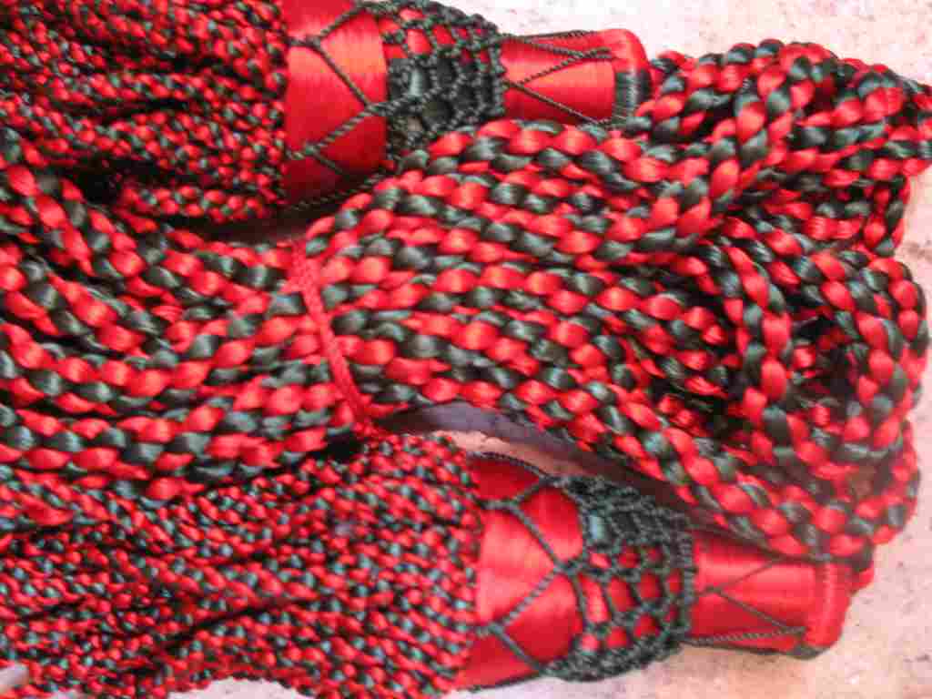(image for) Silk Drone Cords: Red & Green - Click Image to Close